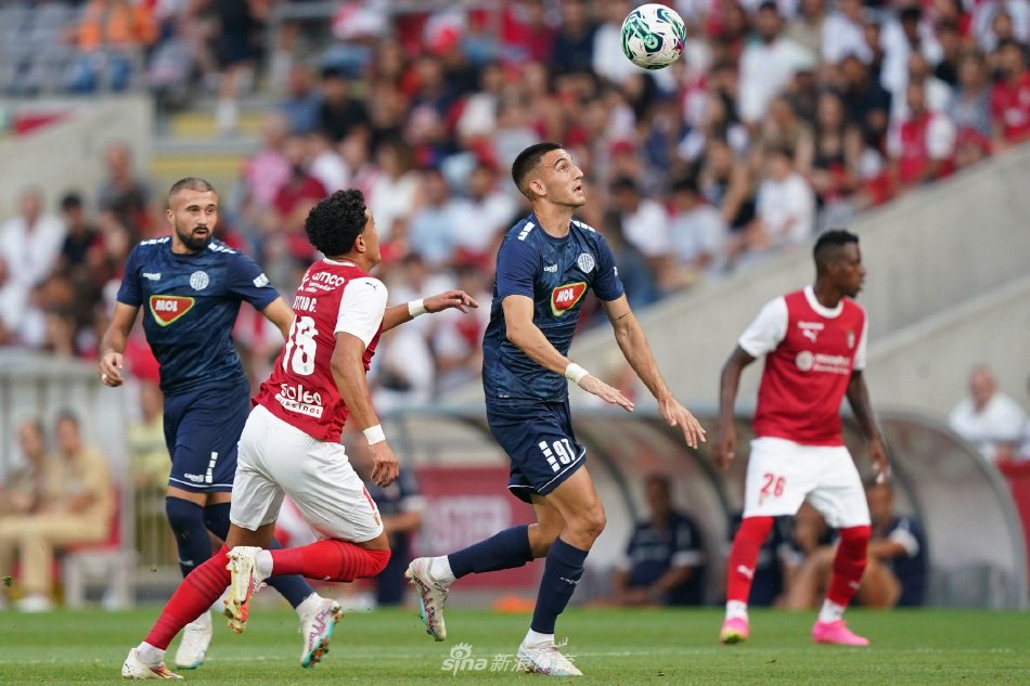 吉尔吉斯斯 吉尔吉斯斯