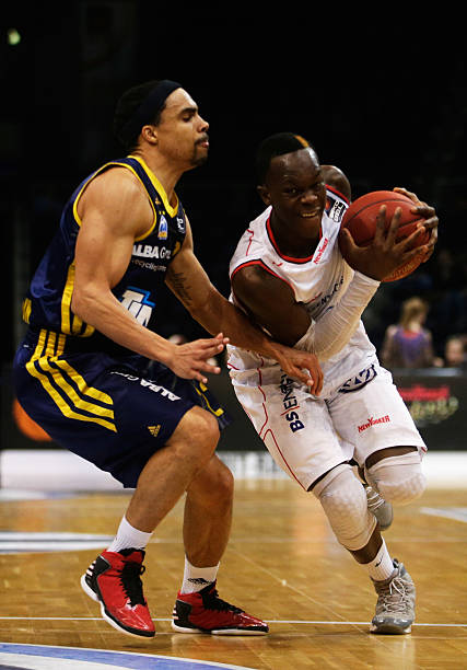 以及其对两 以及其对两